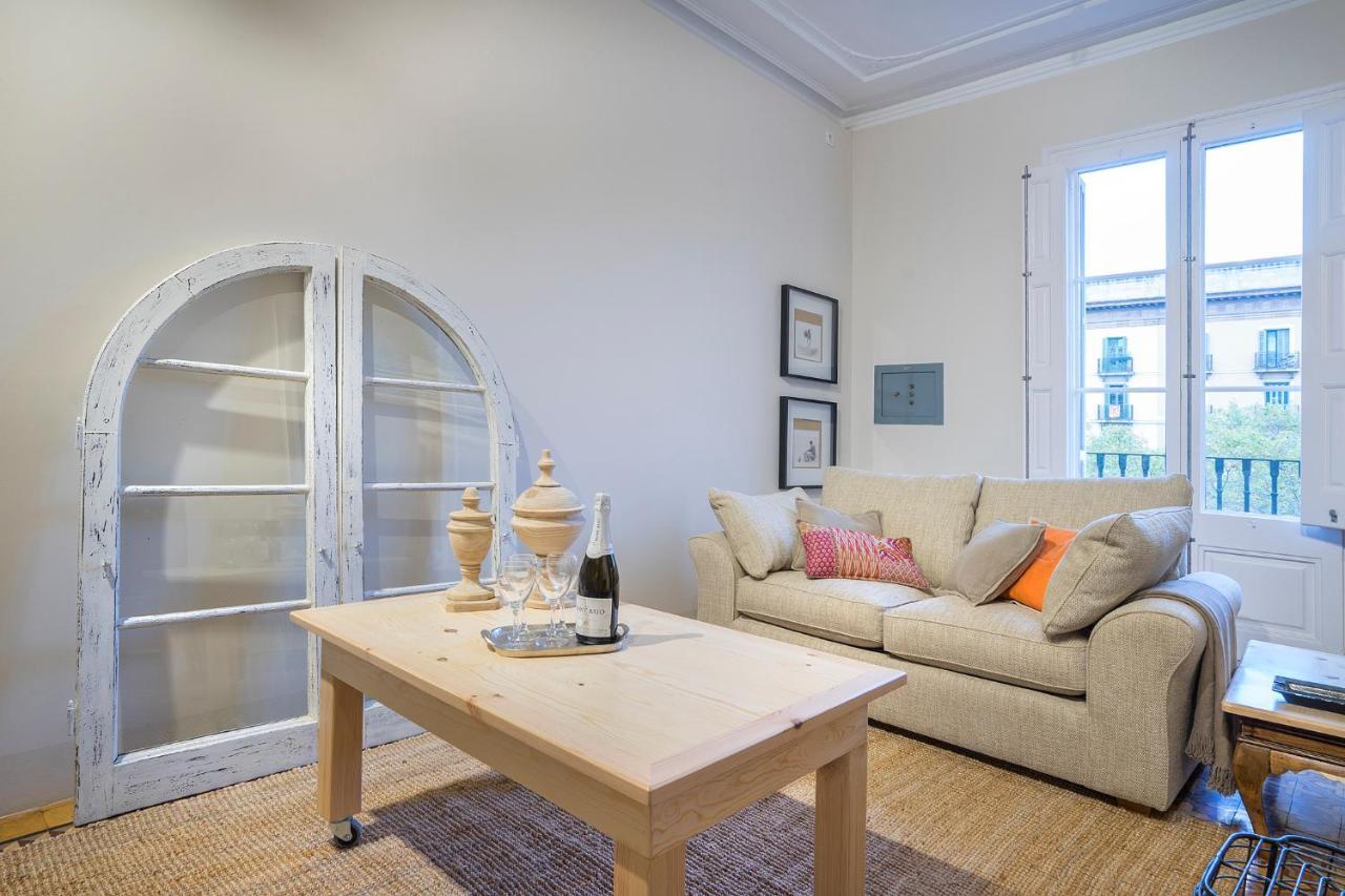 Friendly Rentals Gran Via Barcelona Kültér fotó
