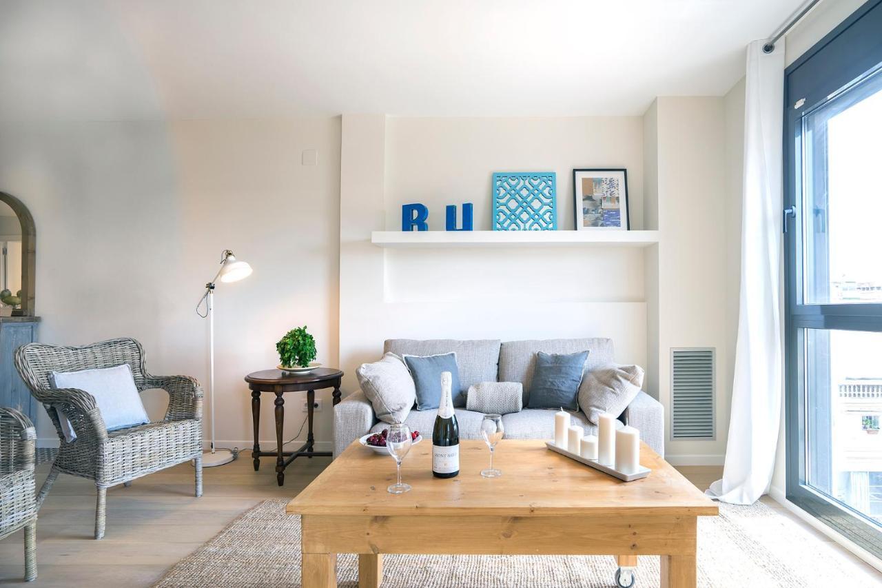 Friendly Rentals Gran Via Barcelona Kültér fotó