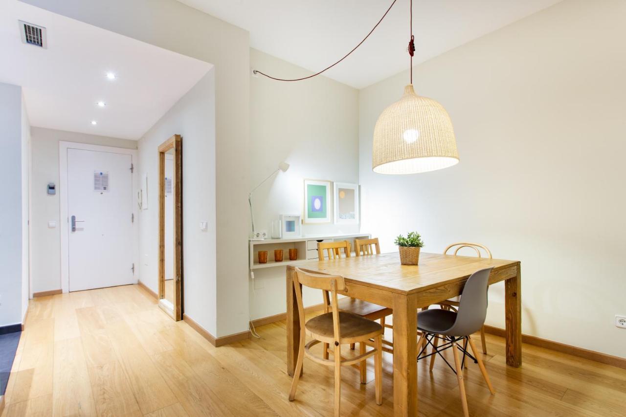 Friendly Rentals Gran Via Barcelona Kültér fotó